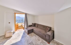Hera Hotel
