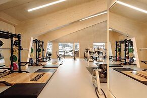 Dips&Drops – SUPERIOR HOTEL · SPORTS · SPA · RESTAURANTS