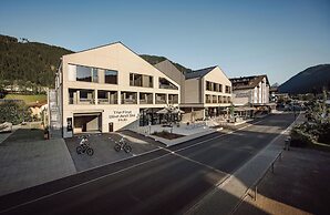 Dips&Drops – SUPERIOR HOTEL · SPORTS · SPA · RESTAURANTS