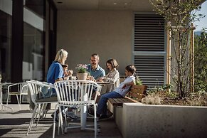 Dips&Drops – SUPERIOR HOTEL · SPORTS · SPA · RESTAURANTS