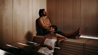 Dips&Drops – SUPERIOR HOTEL · SPORTS · SPA · RESTAURANTS
