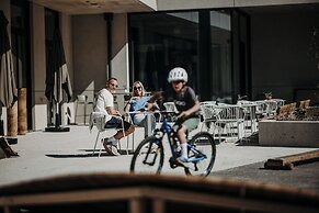 Dips&Drops – SUPERIOR HOTEL · SPORTS · SPA · RESTAURANTS