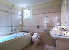 Avantis Suites Hotel