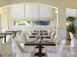 Avantis Suites Hotel
