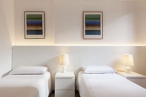 Las Ramblas Pasaje Bacardi Apartments