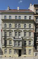 DownTown Suites Kodanská