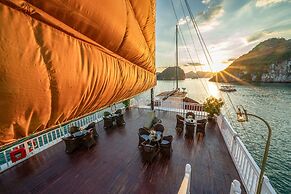 Indochina Sails Ha Long Bay
