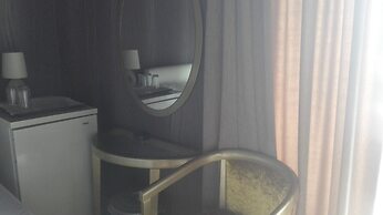 Feevos Hotel