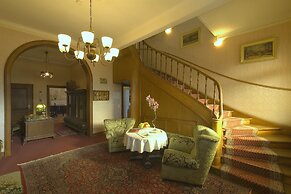 Hotel am Berg
