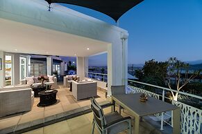 Villa Afrikana Guest Suites