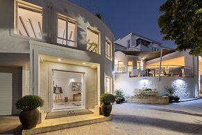 Villa Afrikana Guest Suites
