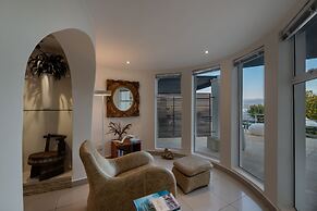 Villa Afrikana Guest Suites