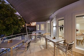 Villa Afrikana Guest Suites
