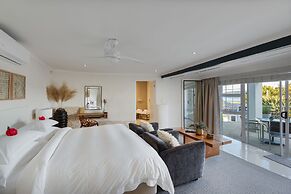Villa Afrikana Guest Suites