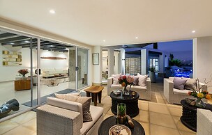 Villa Afrikana Guest Suites