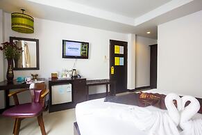 Silver Resortel