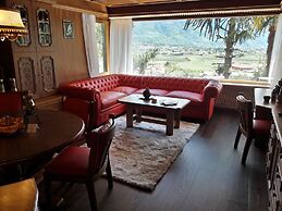 Ruster Resort