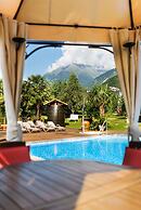 Ruster Resort