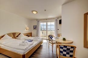Ruster Resort
