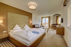 Ruster Resort