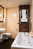 Roxford Lodge Hotel