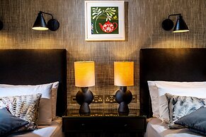 Roxford Lodge Hotel