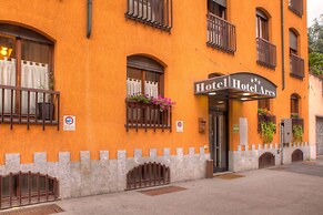 Hotel Ares