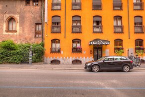 Hotel Ares
