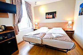 Kings Cross Inn Hotel
