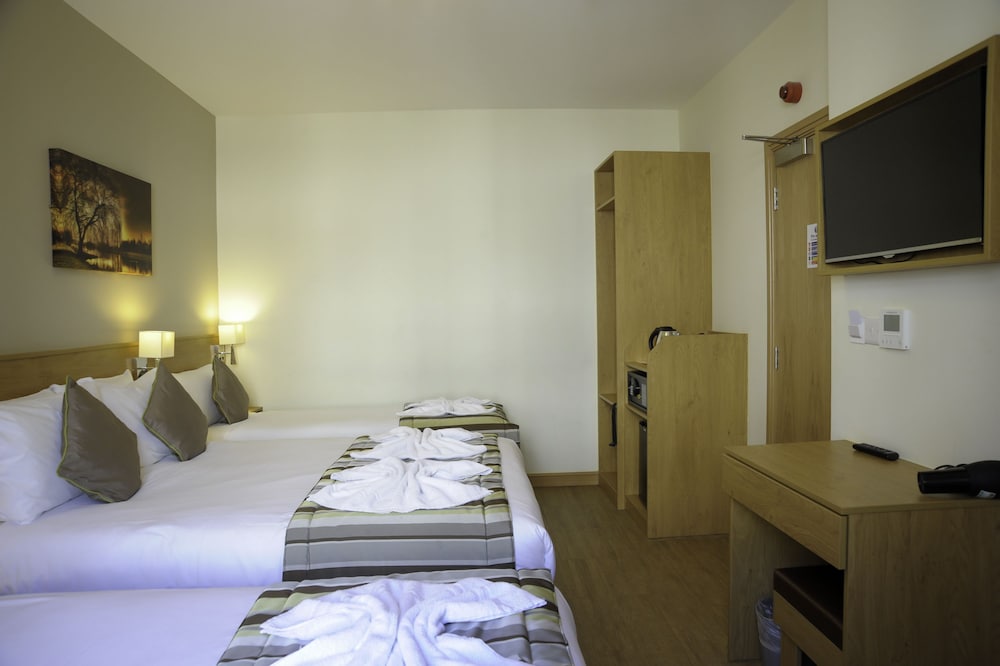 Kings Cross Inn Hotel