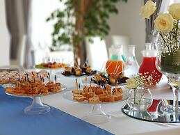 Medea Resort