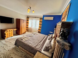Rebetika Hotel