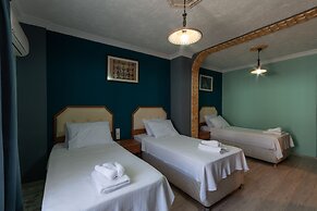 Rebetika Hotel