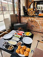 Rebetika Hotel