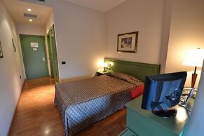 Sun Hotel