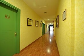 Sun Hotel