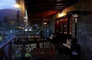 Astromeria Hotel