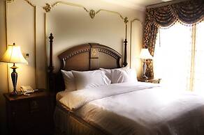 Four Seasons Place