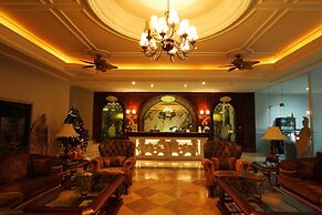 Four Seasons Place