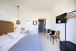 La Stella Suites