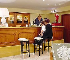 Hotel Montecarlo