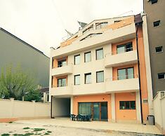 Dionis Hotel