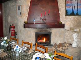 Kiniras Traditional Hotel & Restaurant
