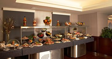 Al Manzel Hotel Apartments