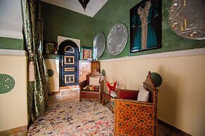 Riad Ta'achchaqa