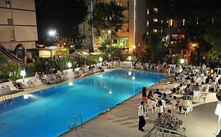 Hotel Caravelle