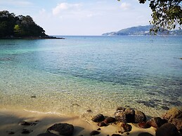 Seven Seas Hotel