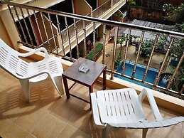 Seven Seas Hotel