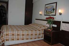 Grand Mark Hotel