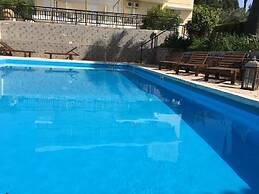 Athina Hotel